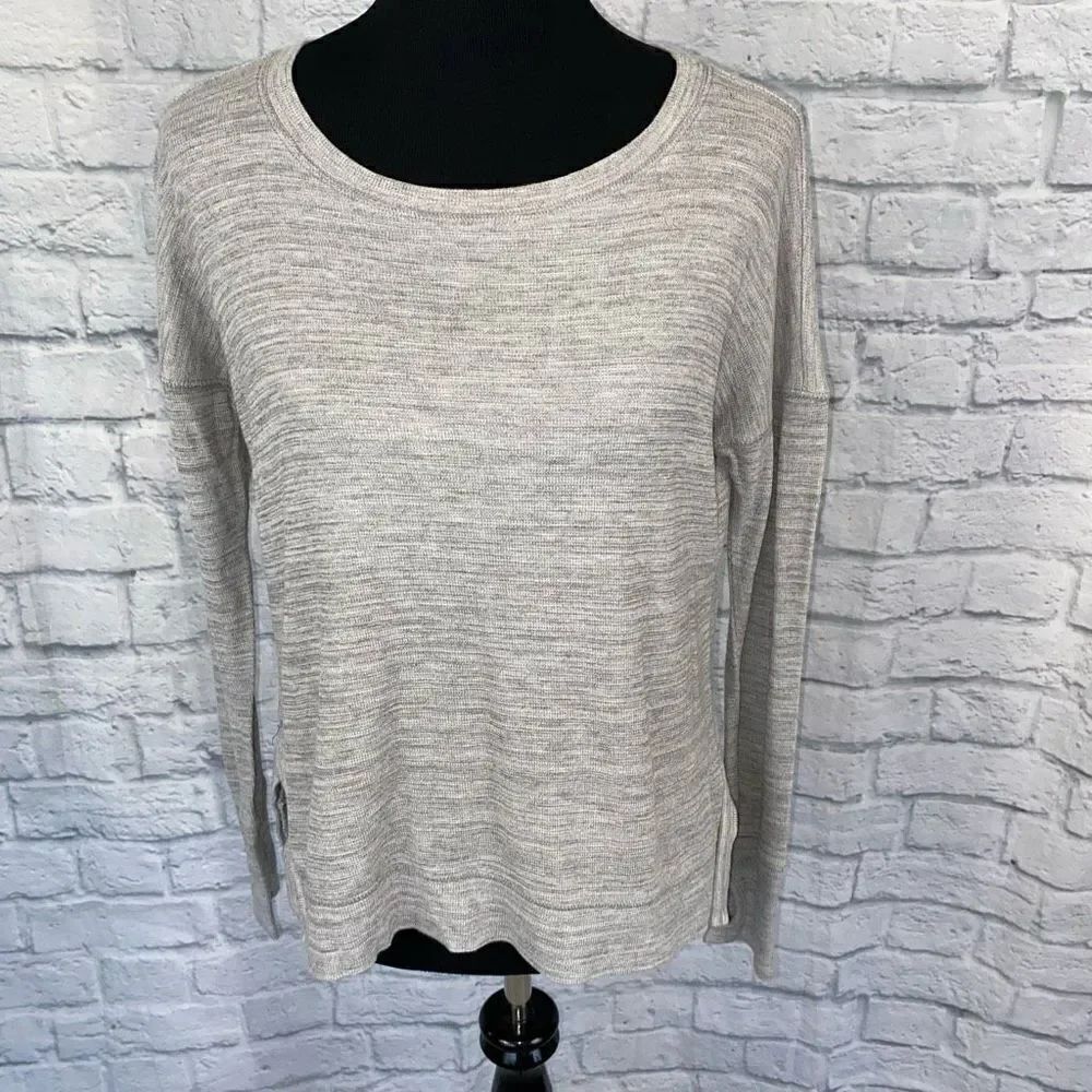 Forever 21 women S drop shoulder lightweight scoopneck longsleeve thermal top gr